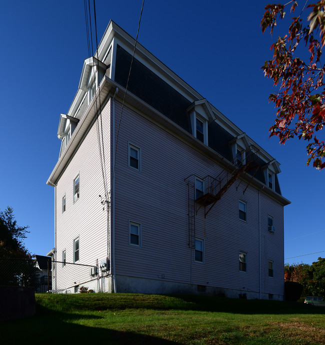 4 Claremont Ave in Providence, RI - Building Photo - Building Photo