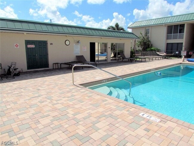 property at 3905 Del Prado Blvd S