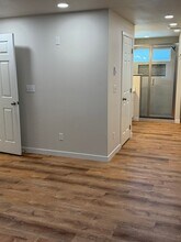 2432 Jones Ave NE in Renton, WA - Building Photo - Building Photo