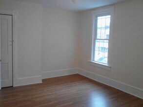 706 Atlantic Ave in Hamilton Township, NJ - Building Photo - Building Photo