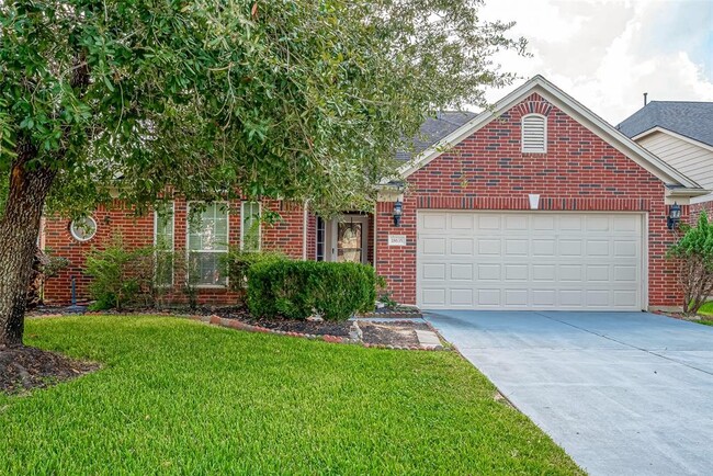 property at 18635 Cypress Lake Village Dr