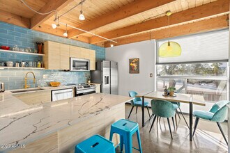 537 E Willetta St in Phoenix, AZ - Building Photo - Building Photo