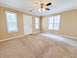 106 1/2 Riverview Dr in Clarksville, TN - Building Photo - Building Photo
