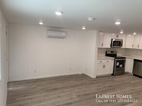 1305 1/4 Waterloo St in Los Angeles, CA - Building Photo - Building Photo