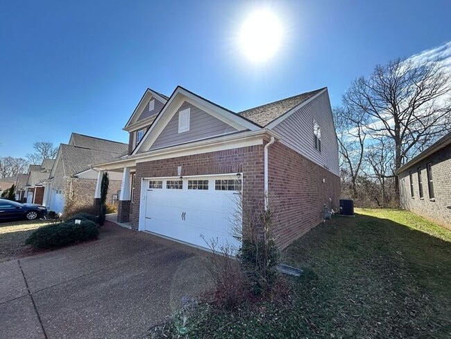 702 Bench Ln in Mount Juliet, TN - Building Photo - Building Photo