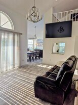 1975 Westminster Cir in Vero Beach, FL - Building Photo