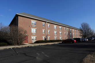 Ashland Manor in Bensalem, PA - Building Photo - Building Photo