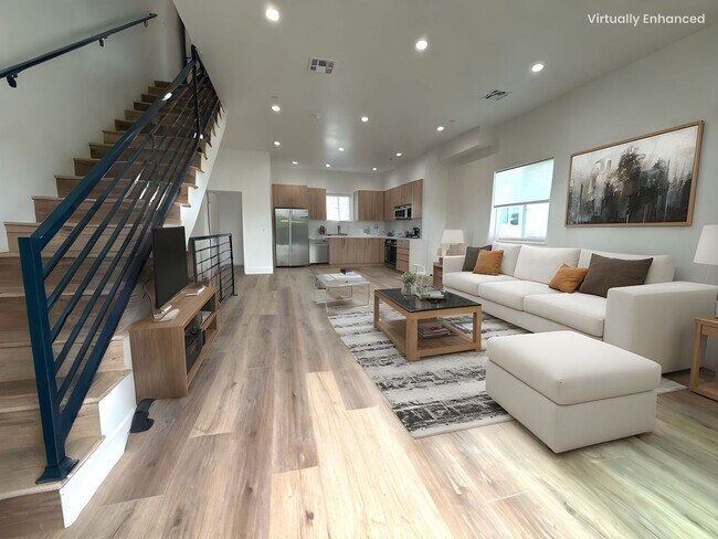 4445 Auckland Ave in Los Angeles, CA - Building Photo - Building Photo