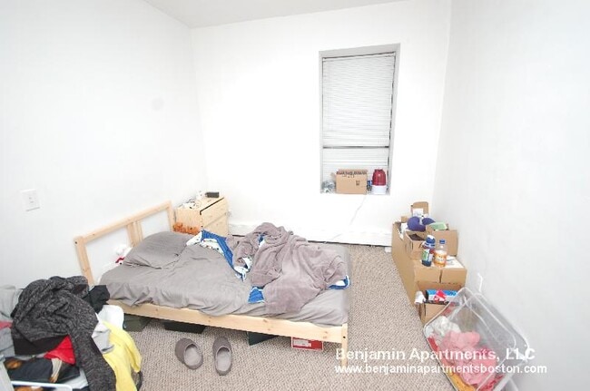 610 Columbus Ave, Unit 3 in Boston, MA - Foto de edificio - Building Photo