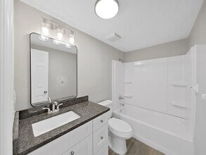 10404 Hershey Rd in Thonotosassa, FL - Building Photo - Building Photo