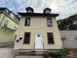18 Brook St in Croton-on-Hudson, NY - Building Photo - Building Photo