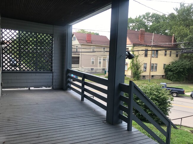 2466 Fairview Ave in Cincinnati, OH - Building Photo - Building Photo
