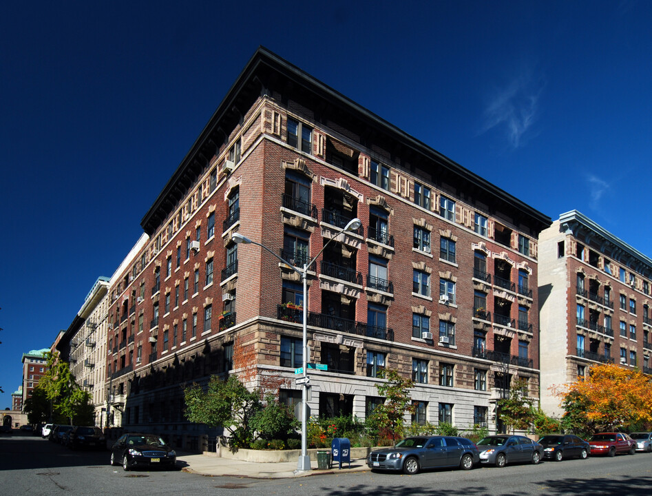 La Touraine in New York, NY - Building Photo