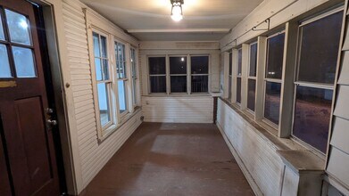 880 Jason Ave in Akron, OH - Building Photo - Building Photo