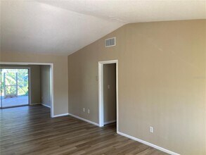 1194 Porter Dr in Largo, FL - Building Photo - Building Photo