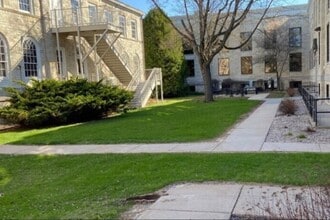 South River Flats in Appleton, WI - Foto de edificio - Building Photo