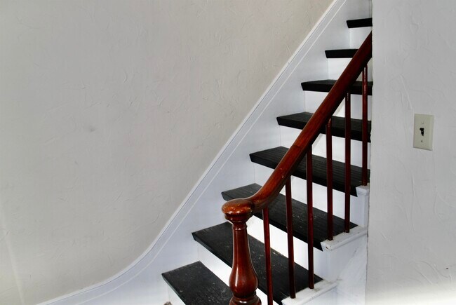 17 Hanover St in Concord, NH - Building Photo - Building Photo