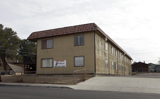 300 S 7th Ave in Barstow, CA - Building Photo - Building Photo