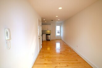 5226-30 Ridge Ave in Philadelphia, PA - Building Photo - Building Photo