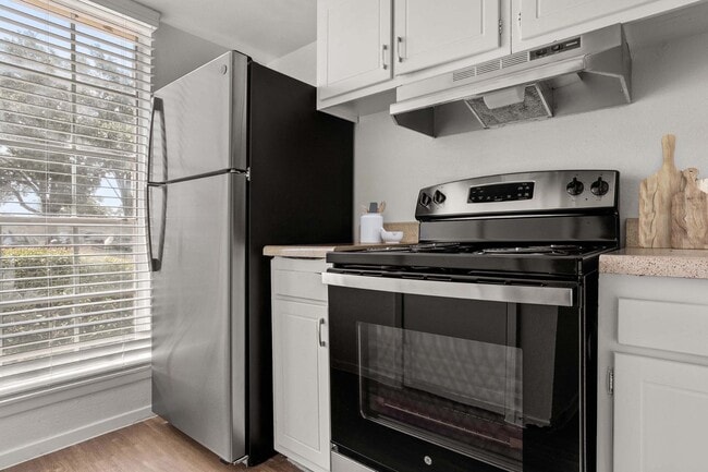 Chevy Chase Apartments