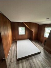 42 Hollyhock Rd in Levittown, NY - Building Photo - Building Photo