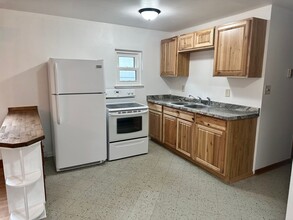 1920 E 16th St-Unit -1918 in Cheyenne, WY - Building Photo - Building Photo