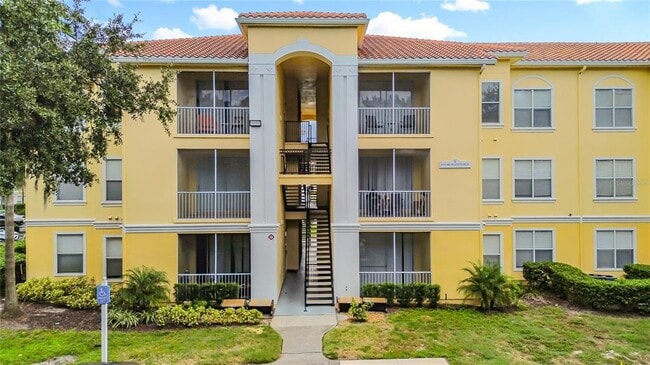 1375 Lake Shadow Cir
