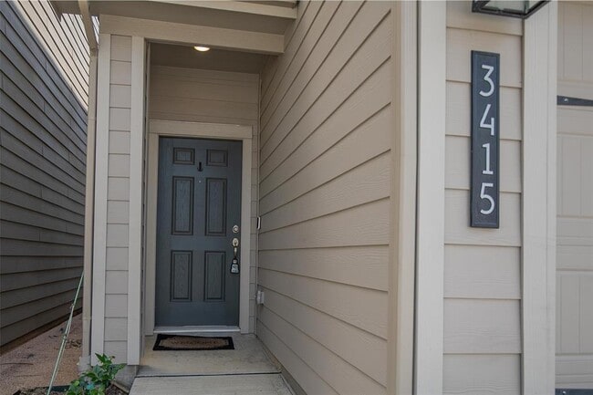 property at 3415 Avondale Vw Dr