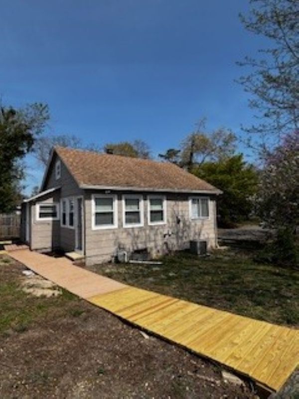 property at 3 Larboard St