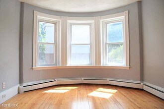 119 Harvard St-Unit -Apt 1 in Cambridge, MA - Building Photo - Building Photo