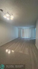 6796 Palmetto Cir N in Boca Raton, FL - Building Photo - Building Photo
