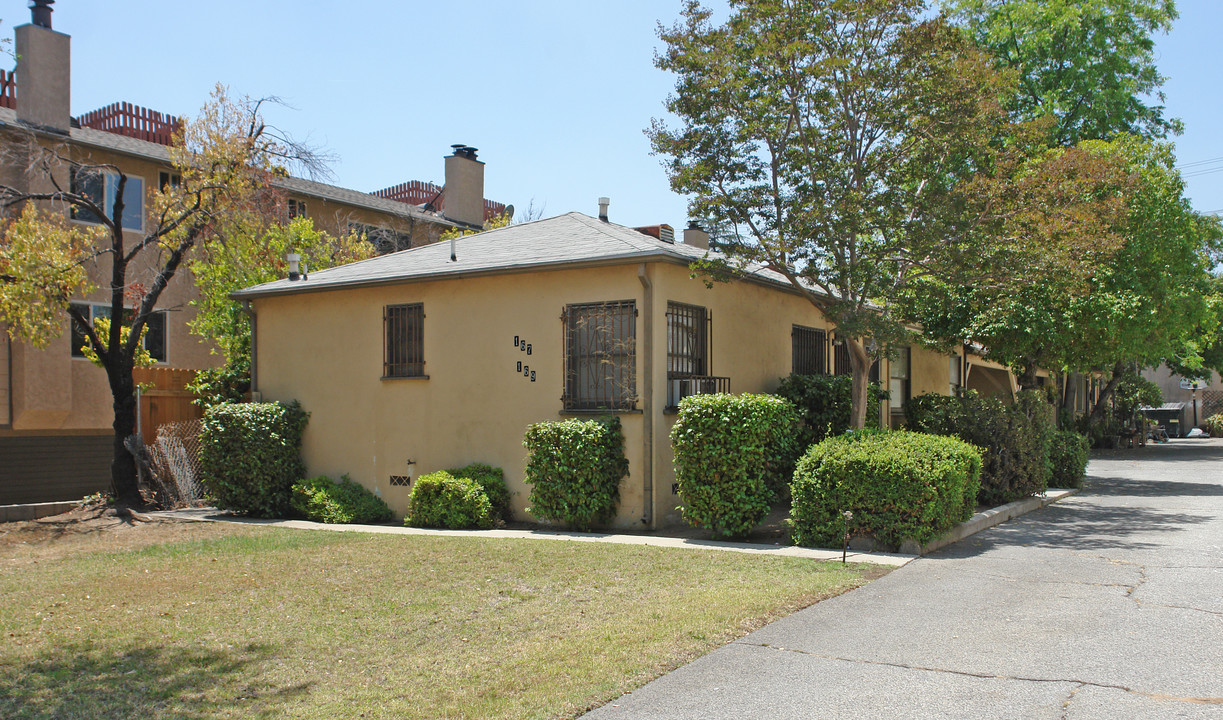 167-169 Parkwood Ave in Pasadena, CA - Building Photo