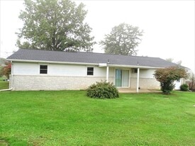 236 Deep Run Rd in Myerstown, PA - Building Photo