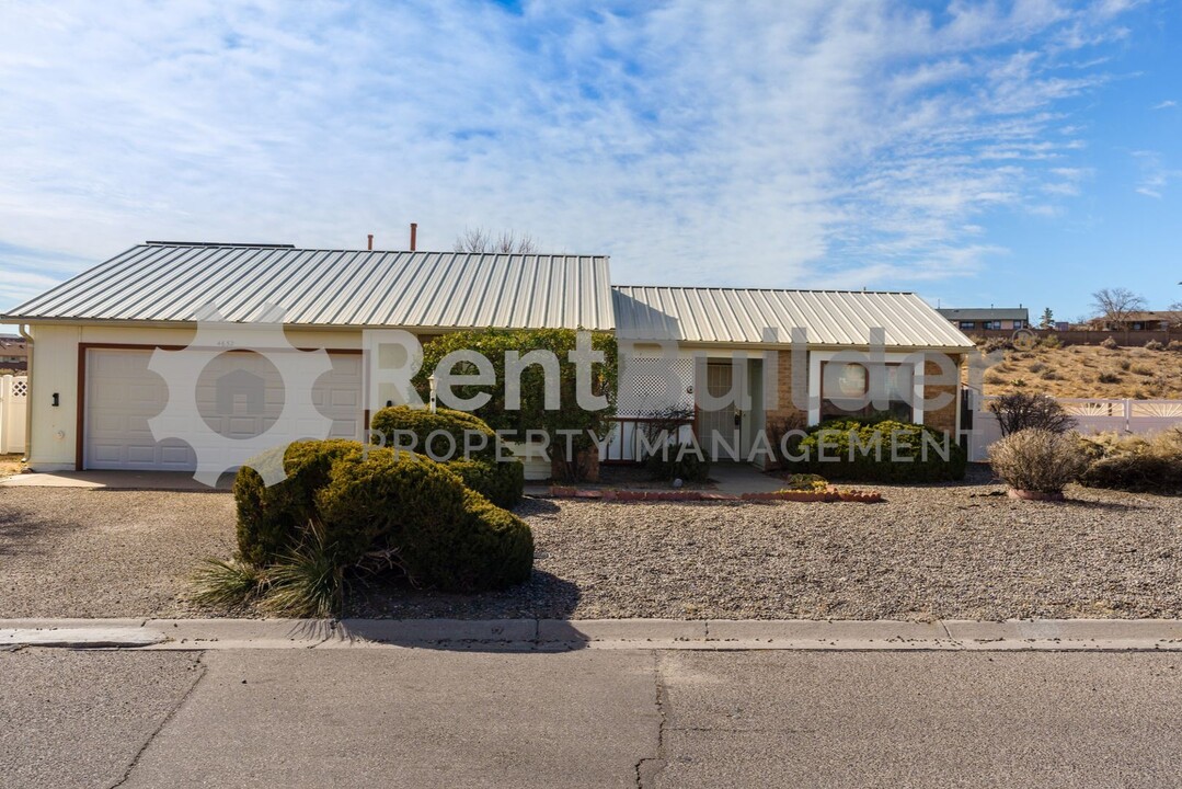 4632 Platinum Dr NE in Rio Rancho, NM - Building Photo