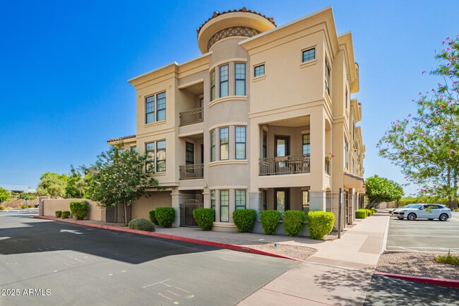 property at 7297 N Scottsdale Rd
