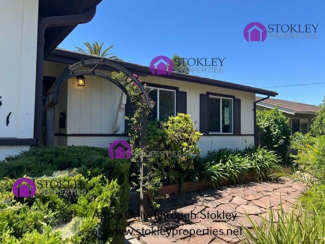 2331 St George Dr in Concord, CA - Building Photo - Building Photo