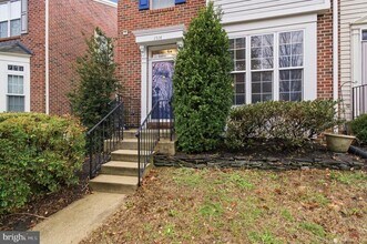 1514 Long Dr Ct in Crofton, MD - Building Photo - Building Photo