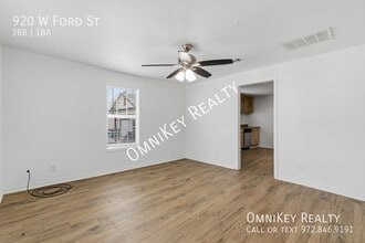 920 W Ford St in Denison, TX - Building Photo - Building Photo