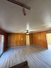 3942 Oakcrest St in Shreveport, LA - Building Photo - Building Photo