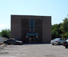 1029 Old Broadway St in Westville, NJ - Foto de edificio - Building Photo