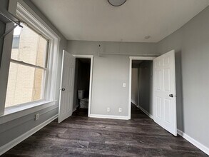 380 W Main St in Waterbury, CT - Building Photo - Building Photo