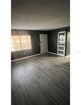 748 Wyman Ct in Orlando, FL - Building Photo