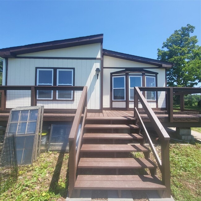 113 Burr Rd in Bethel, NY - Building Photo - Building Photo