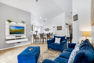 2636 Willow Glen Cir in Kissimmee, FL - Building Photo - Building Photo