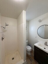 121 30th St in Newport Beach, CA - Building Photo - Building Photo