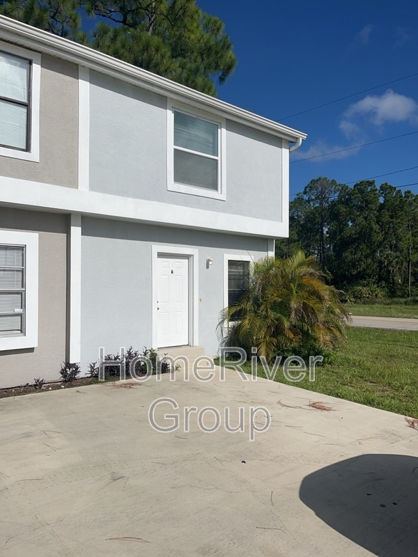 1125 Gerald Ave in Lehigh Acres, FL - Building Photo - Building Photo