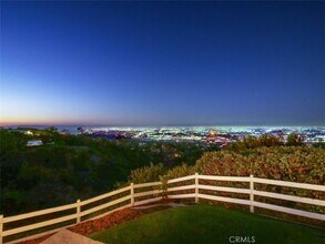 67 Eastfield Dr in Rolling Hills, CA - Building Photo - Building Photo