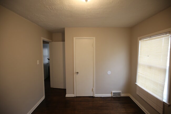 17390 Bradford Ave in Detroit, MI - Building Photo - Building Photo
