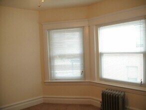 1242 E High St in Pottstown, PA - Building Photo - Building Photo