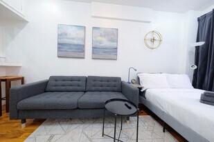 310 E 103rd St, Unit SI ID1032007P in New York, NY - Building Photo